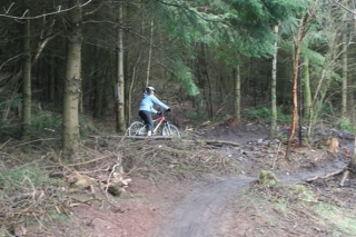  山地自行车租赁和培训 